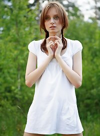 Girl Nude Gallery - Teen Nude, Virgin Teen Gallery